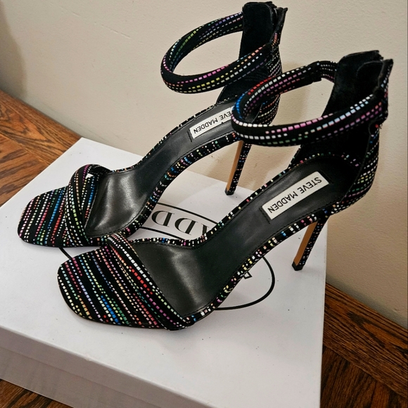 STEVE MADDEN FANCIER MULTI COLOR SIZE 10 - Picture 1 of 7